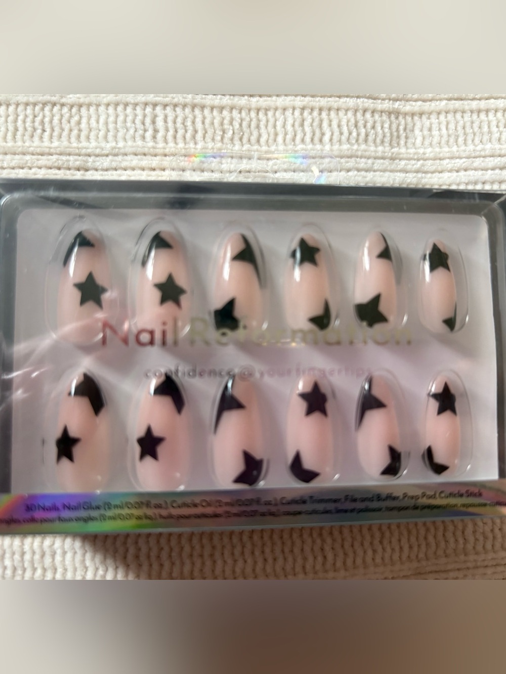 New Nail Reformation Star Accent Press-On Nails — Nude with Black Stars